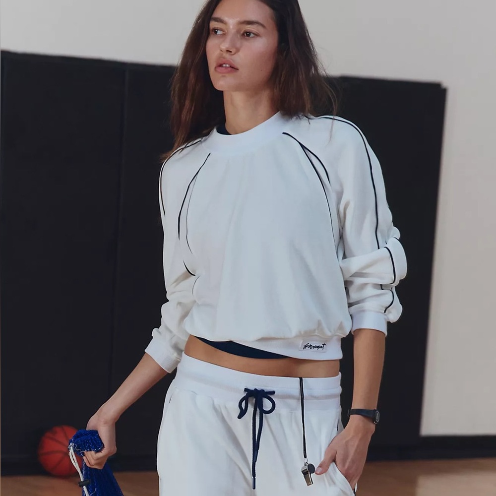 ✨SOLDNew Free People Movement Chalet Layer Pullover